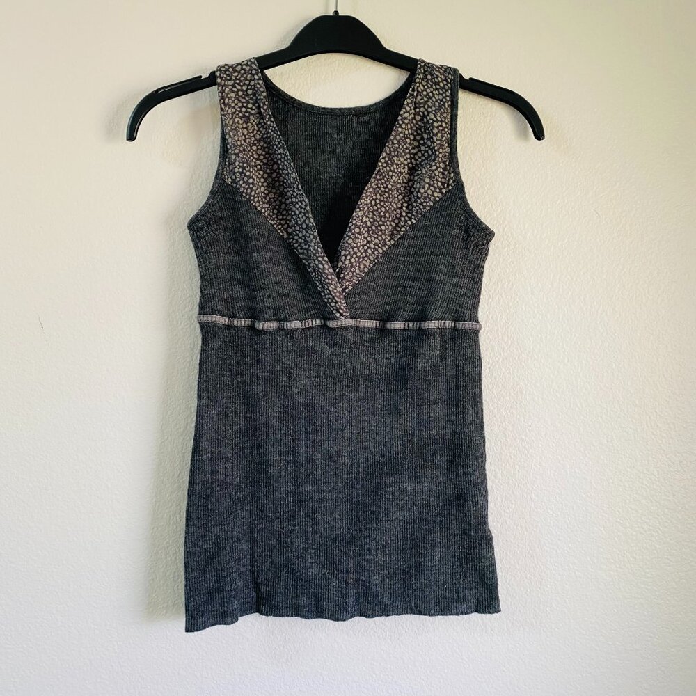 Made in Italy Tank Top Women L Gray Good Wool Silk Blend V-Neck Sleeveless